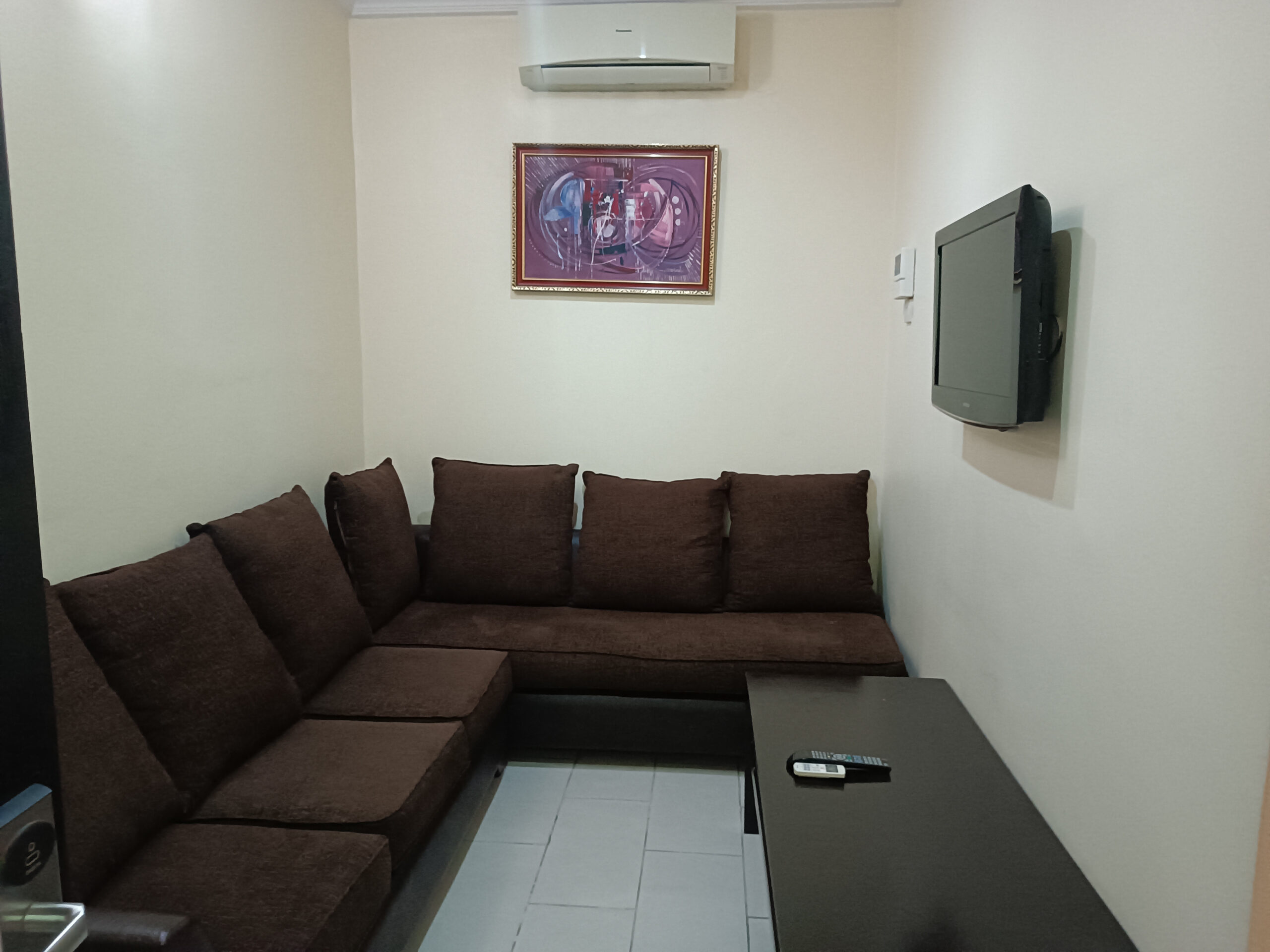 Royal Suites Photo 3